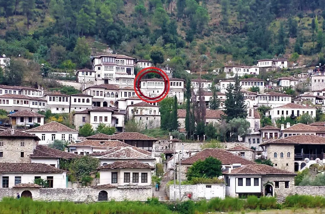 Guest House Taunus Berat Albanien