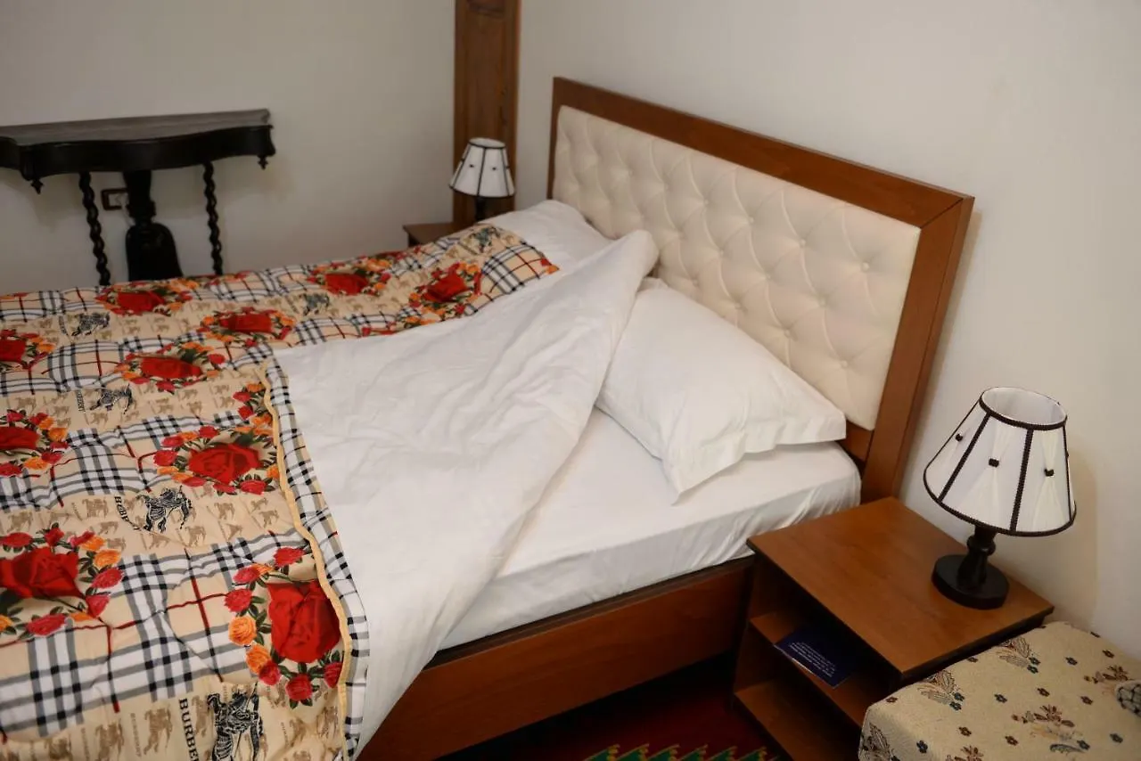 Guest House Taunus Berat