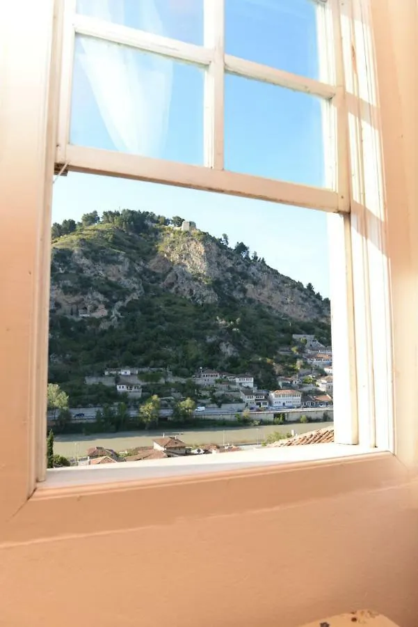 Guest House Taunus Berat Albanien