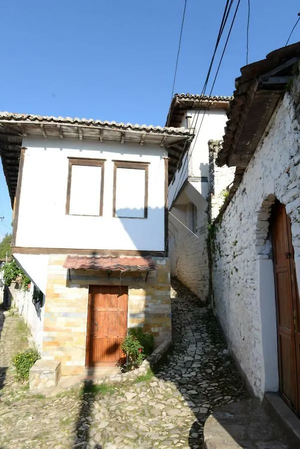 Guest House Taunus Berat Albanien
