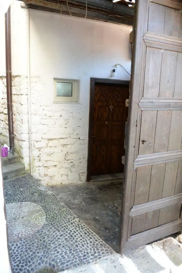 Guest House Taunus Berat