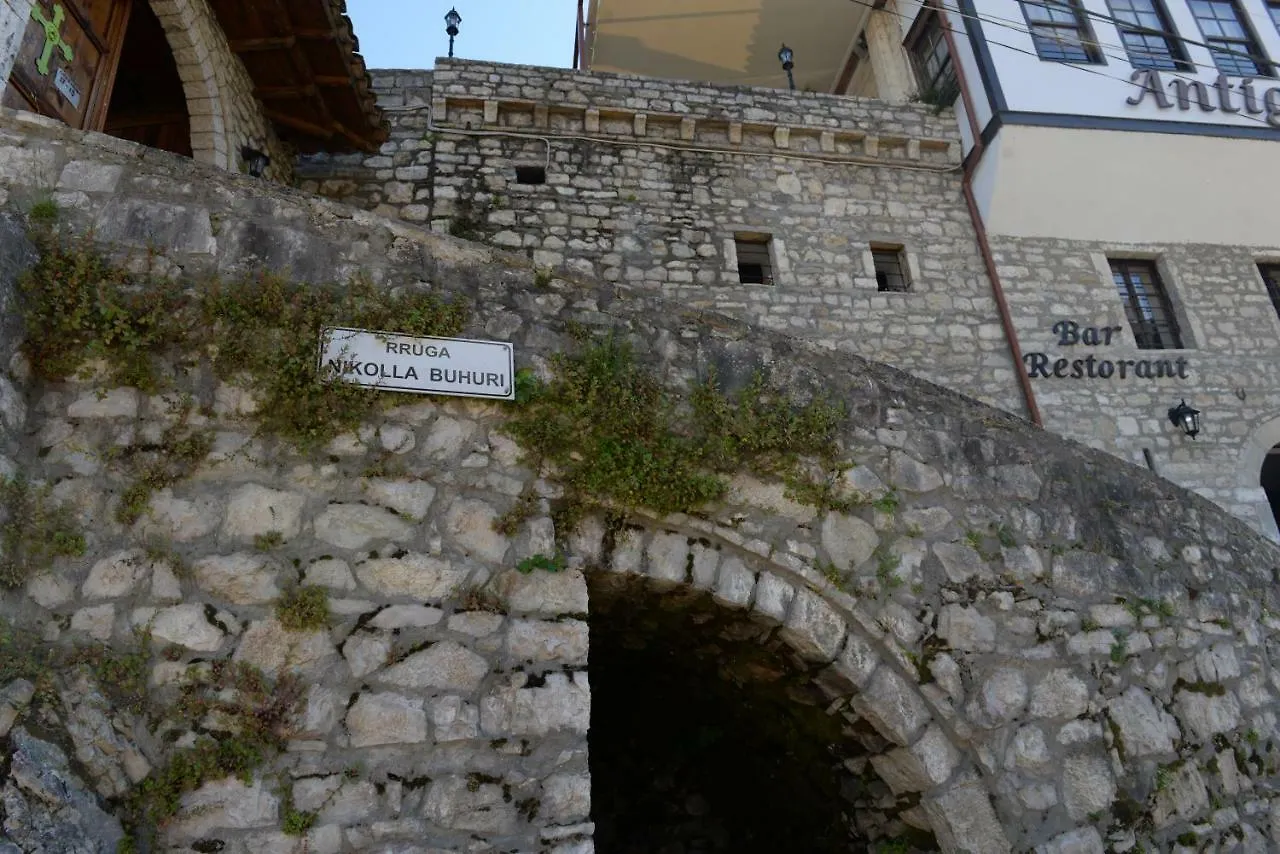 Guest House Taunus Berat 0*,